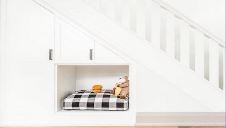 HOW TO SELL YOUR HOME… WITH PETS!